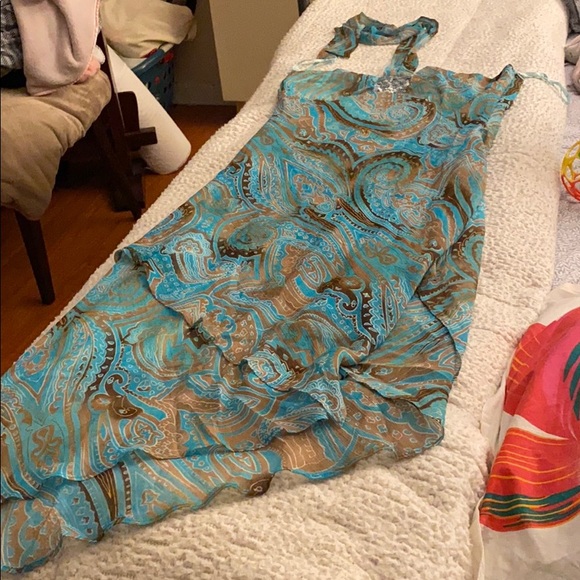 Dress - Picture 1 of 7